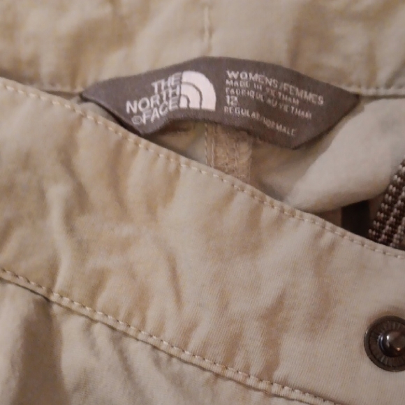 The North Face Tan Cargo Pants - Picture 3 of 5